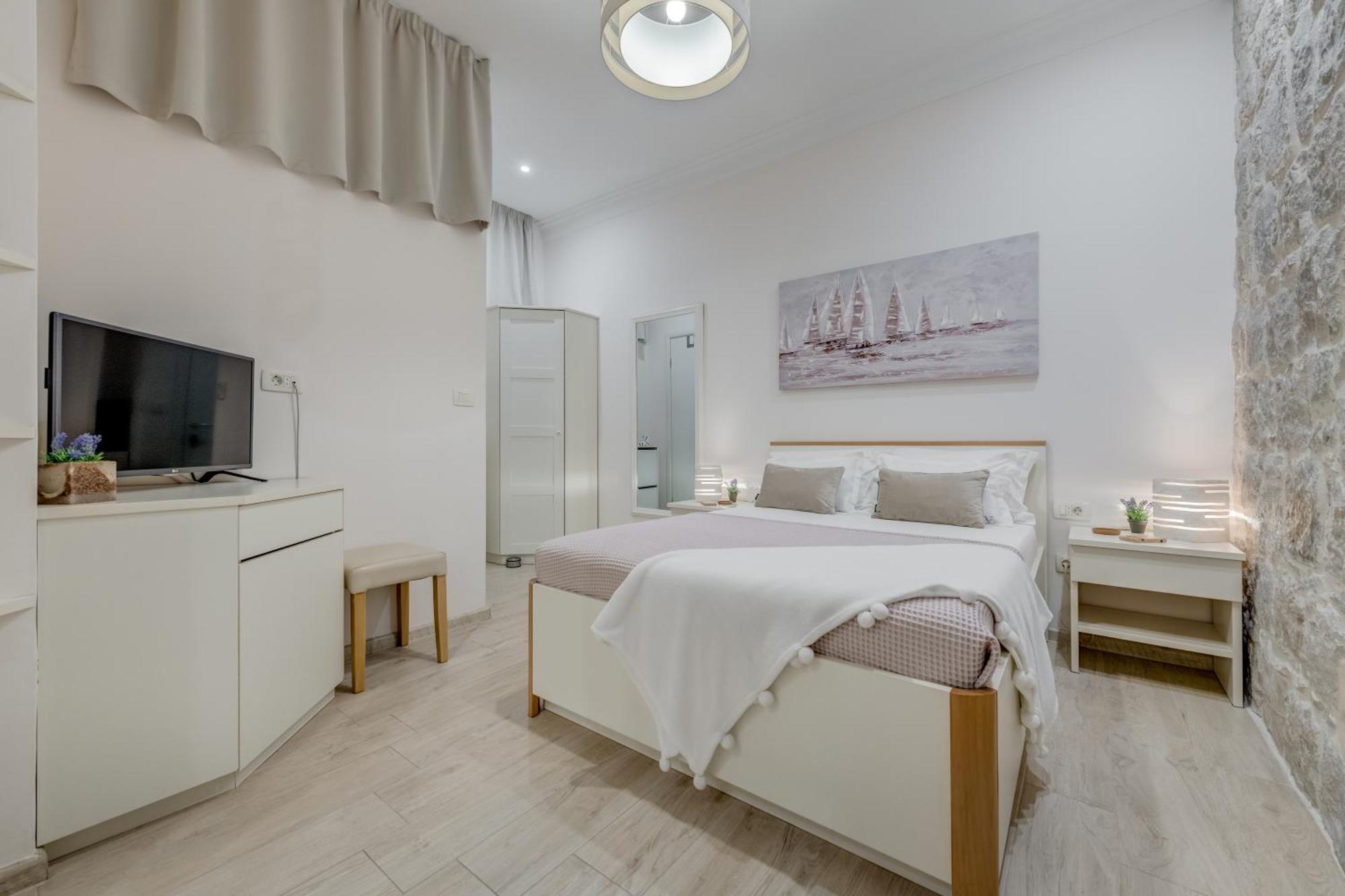 Victoria Luxury Rooms - Split Downtown Bagian luar foto