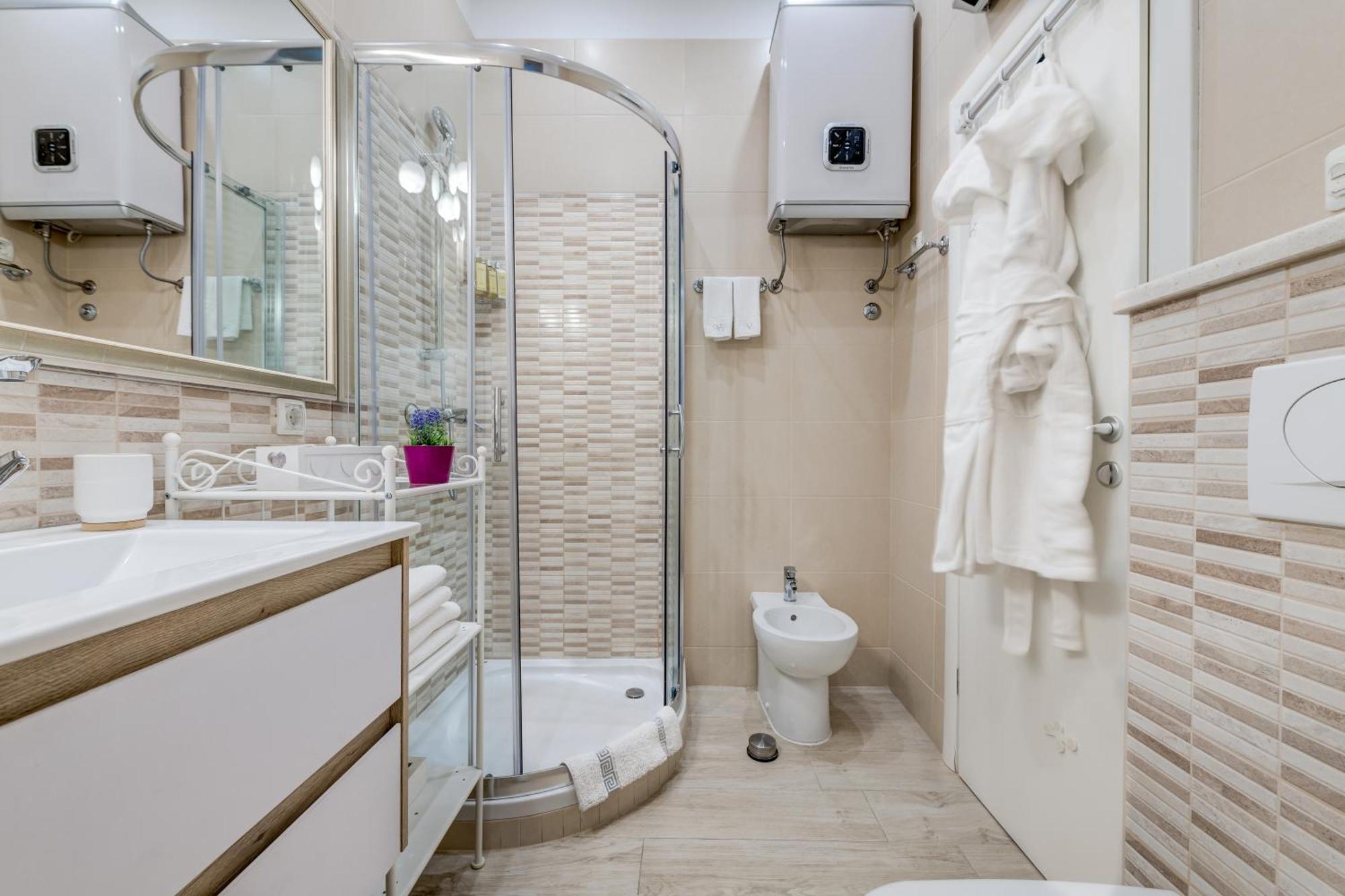 Victoria Luxury Rooms - Split Downtown Bagian luar foto