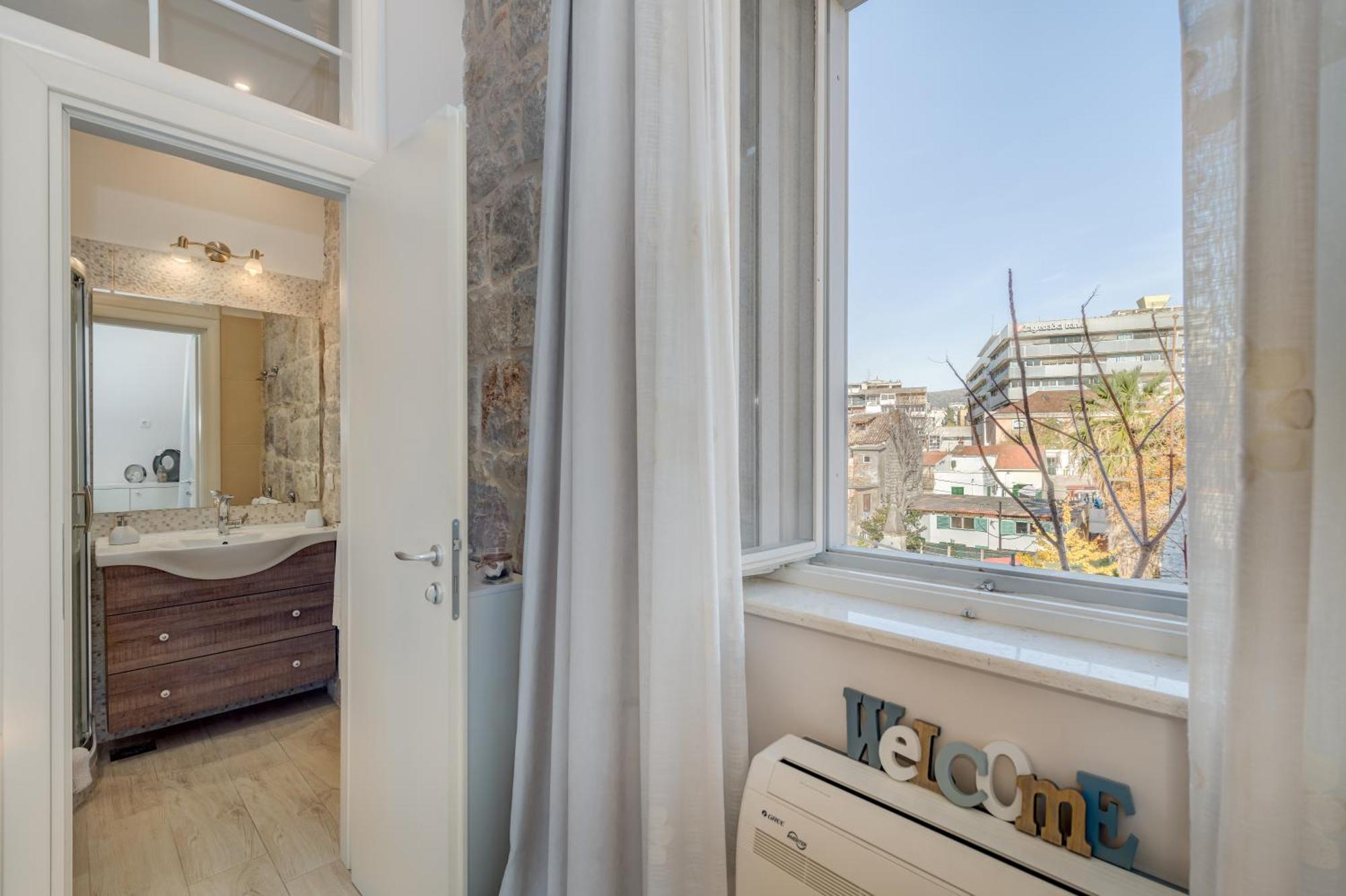 Victoria Luxury Rooms - Split Downtown Bagian luar foto