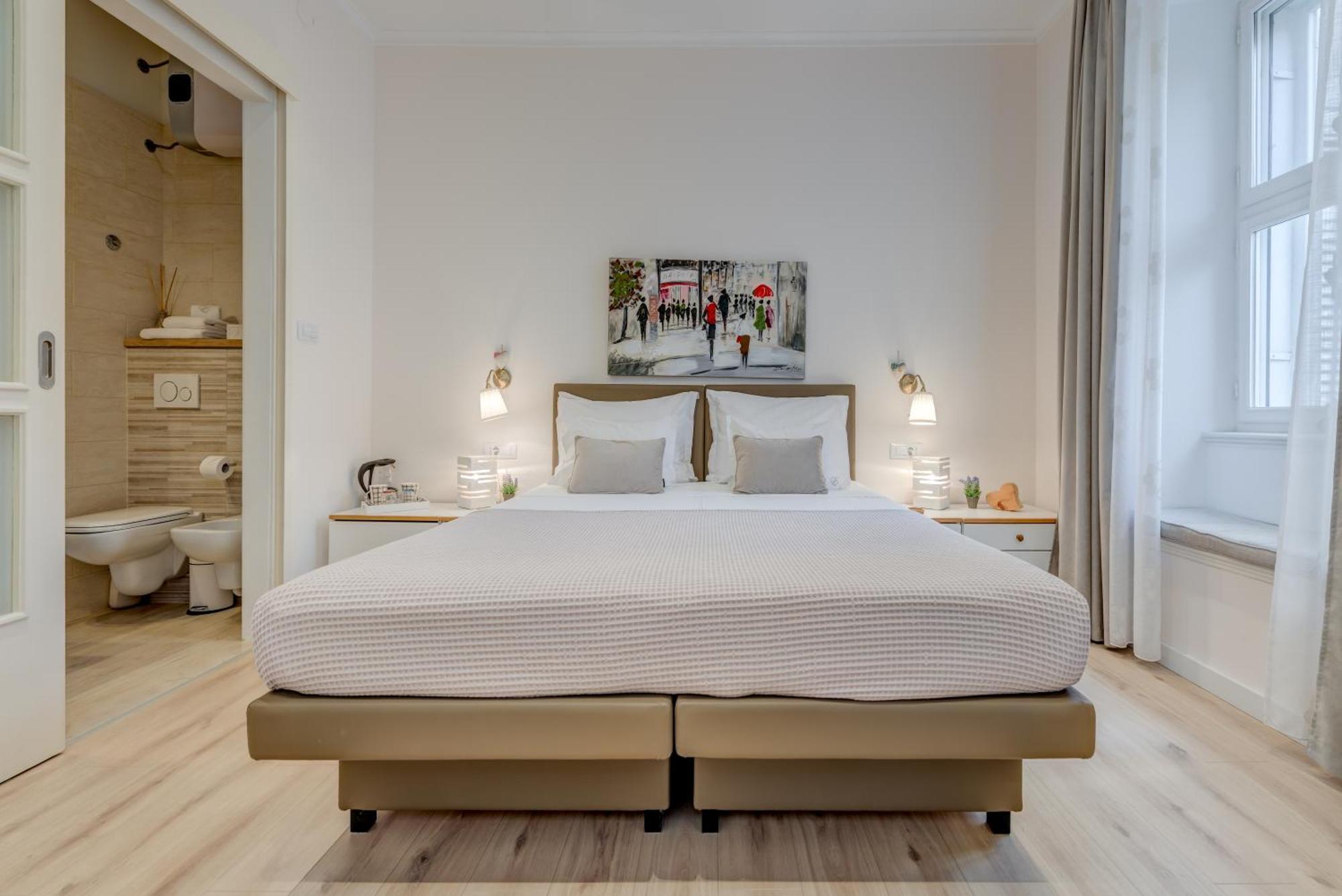 Victoria Luxury Rooms - Split Downtown Bagian luar foto