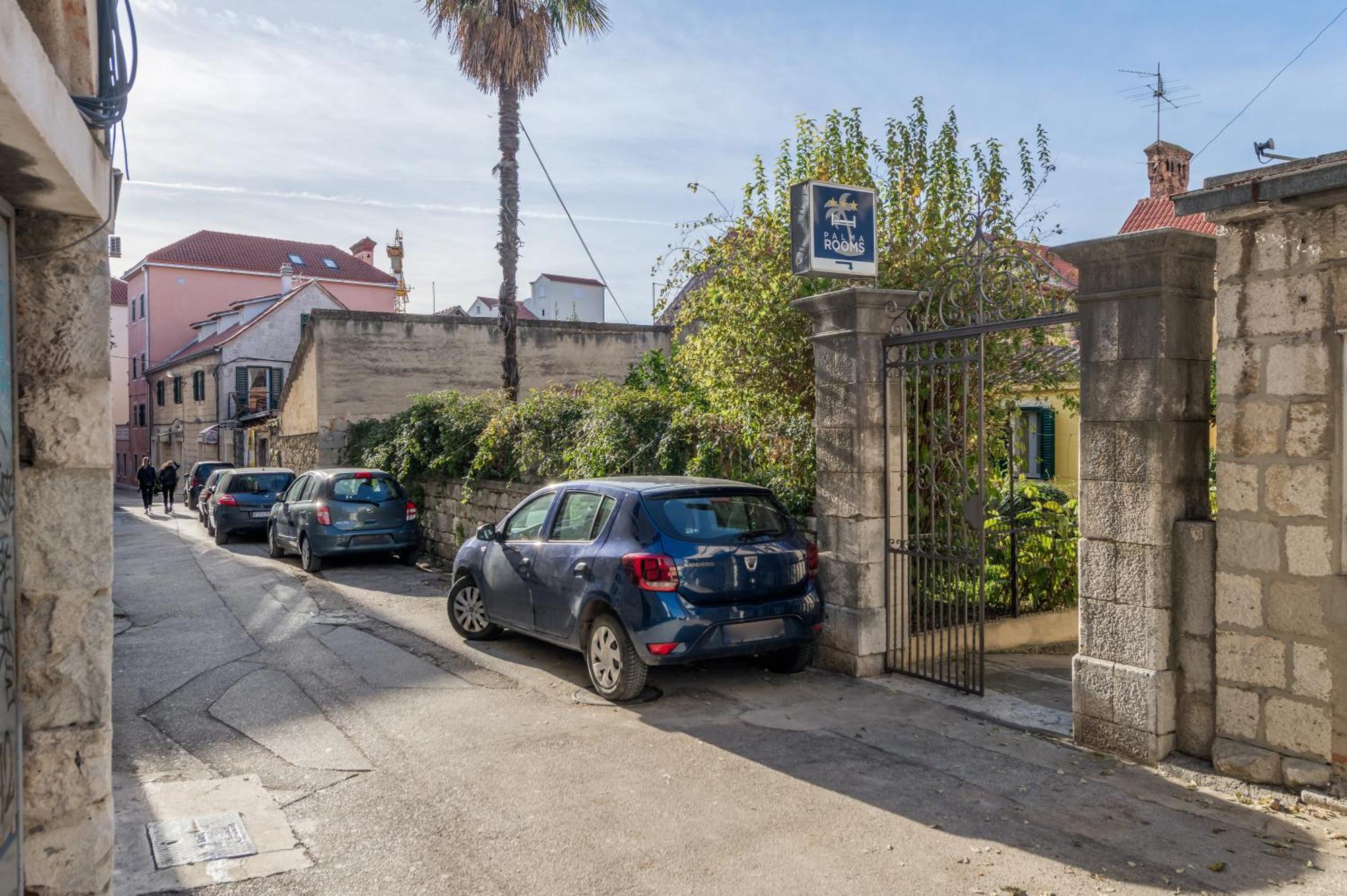 Victoria Luxury Rooms - Split Downtown Bagian luar foto