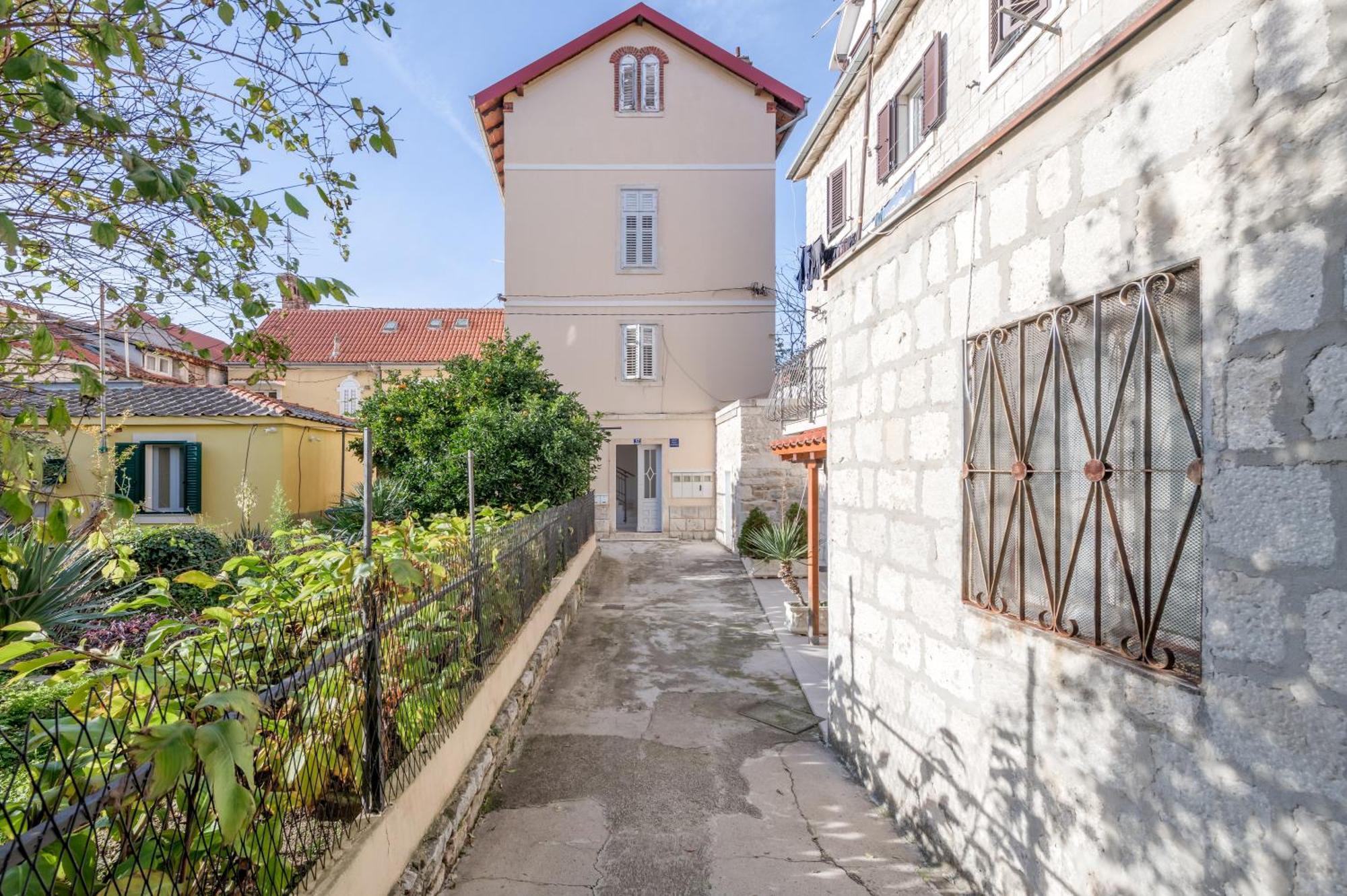 Victoria Luxury Rooms - Split Downtown Bagian luar foto