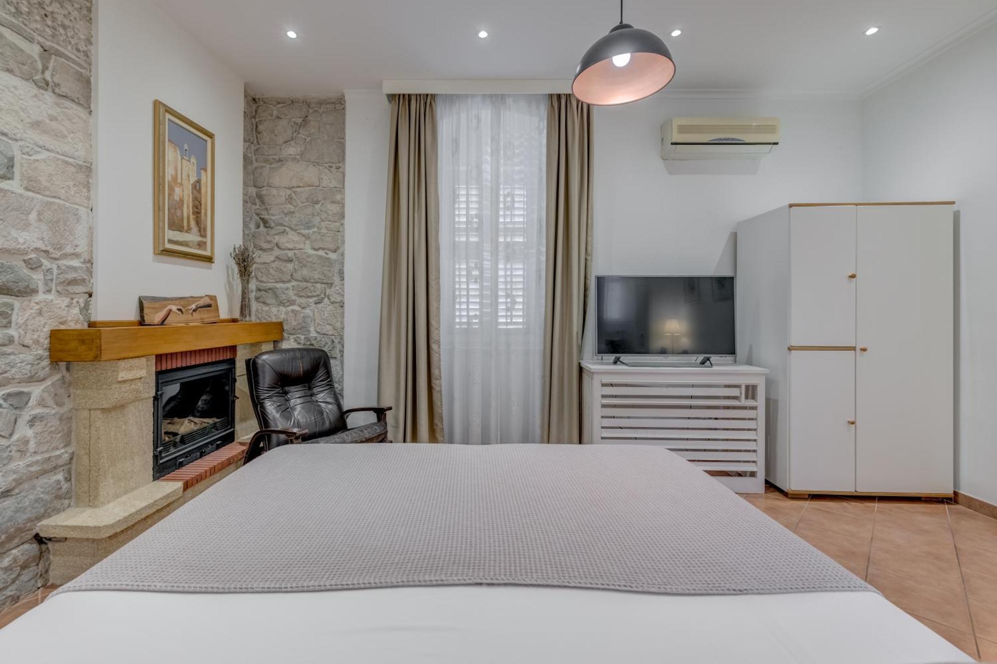 Victoria Luxury Rooms - Split Downtown Bagian luar foto